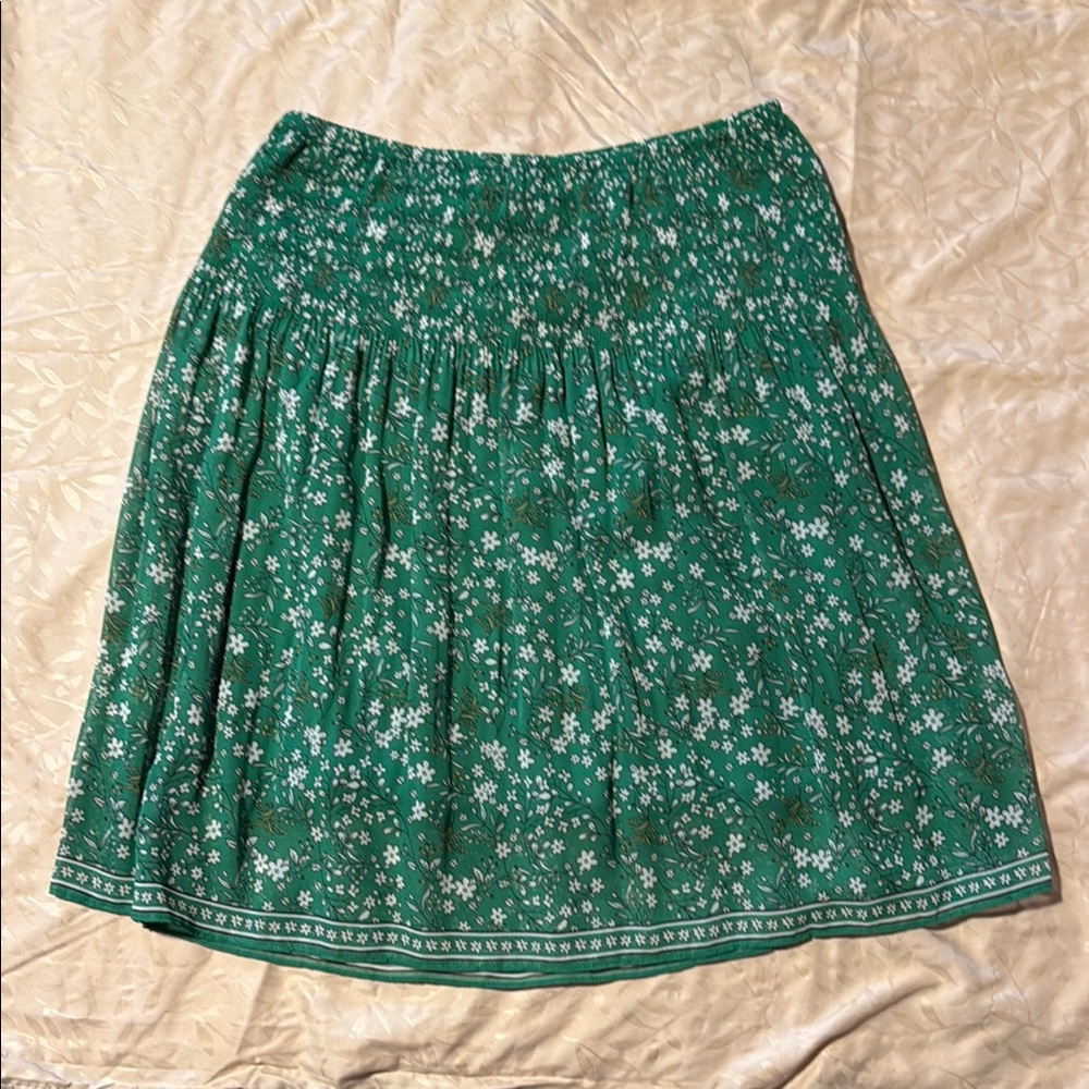 Max Studio Green Knee-Length Smocked A-Line Skirt